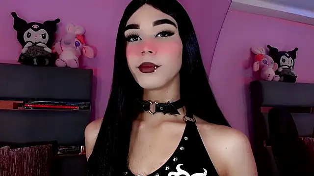 kimMaddiee online show from 5, 12, 2024