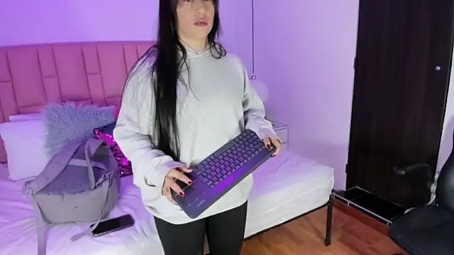 victoria cooper3 online show from 14, 1, 2026