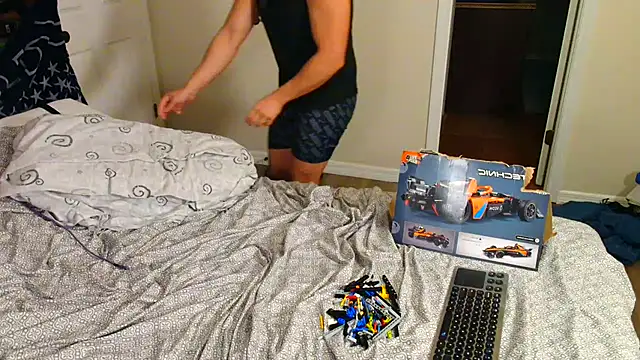 zack Fisher online show from 4, 2, 2025