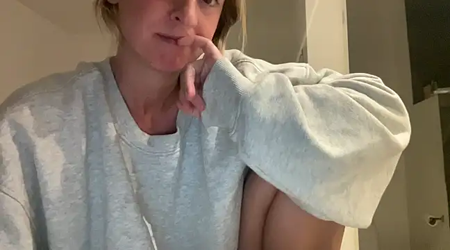 Snapshot of Aggbb chatting on 6, 2, 2025 Aggbb online show from 6, 2, 2025