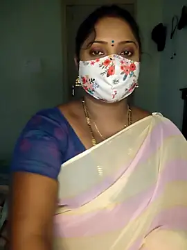 Snapshot of vani-09 chatting on 5, 3, 2025 vani-09 online show from 5, 3, 2025