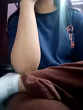 Snapshot of Harpreet_49 chatting on 11, 1, 2025 Harpreet 49 online show from 11, 1, 2025