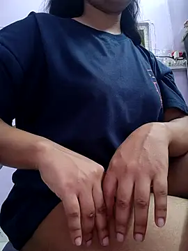 Snapshot of Harpreet_49 chatting on 1, 10, 2025 Harpreet 49 online show from 1, 10, 2025