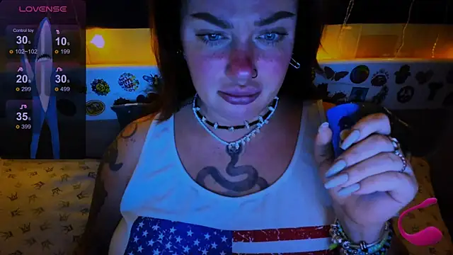 EllieOz online show from 12, 1, 2025