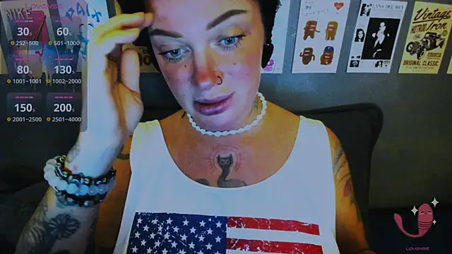Snapshot of EllieOz chatting on 24, 5, 2026 EllieOz online show from 24, 5, 2026