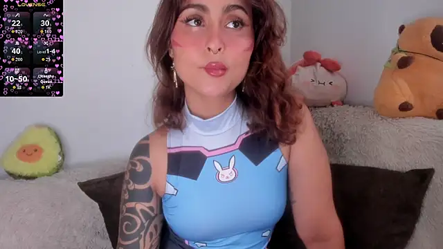 Violette-Ramirez01 online show from 1, 11, 2025