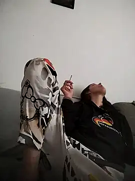 LauraBaby online show from 21, 10, 2025