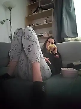 Snapshot of LauraBaby chatting on 19, 1, 2026 LauraBaby online show from 19, 1, 2026