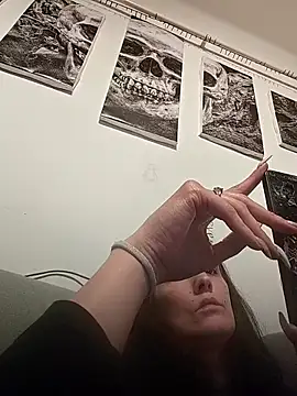 Snapshot of LauraBaby chatting on 30, 3, 2026 LauraBaby online show from 30, 3, 2026