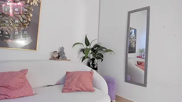 Snapshot of Amina_hafsa chatting on 23, 10, 2025 Amina hafsa online show from 23, 10, 2025