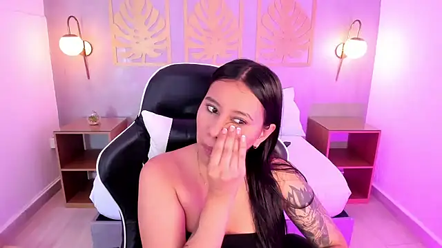 majo rosse  online show from 23, 9, 2025