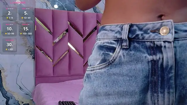 daddyissuesss  online show from 7, 1, 2026