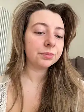 curvyflawless online show from 5, 3, 2026