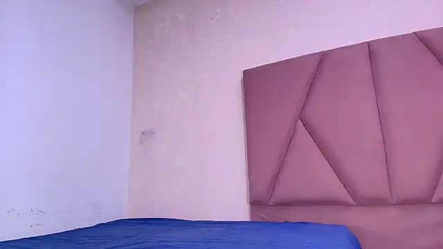 arl chloee online show from 18, 9, 2025