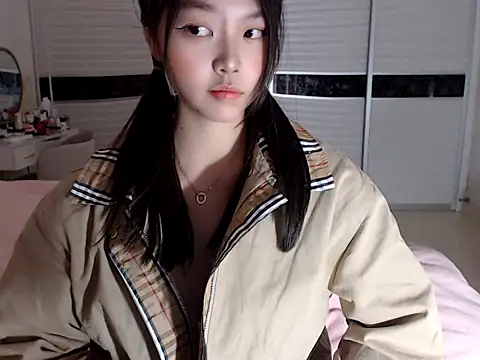 -Lucky Girl online show from 26, 2, 2025