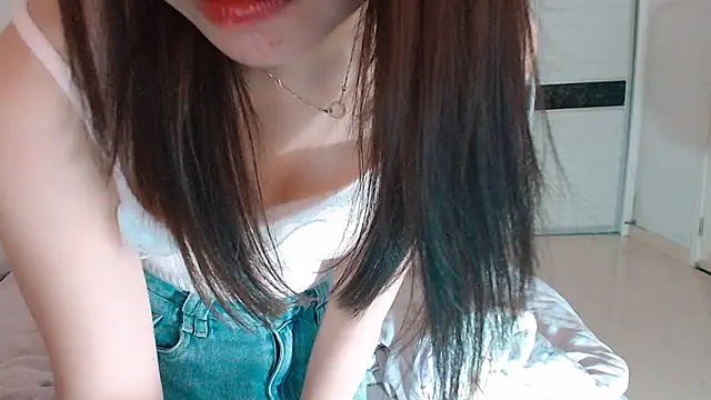 -Lucky Girl online show from 3, 6, 2026
