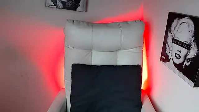 SamanthaRoldaan online show from 1, 2, 2025