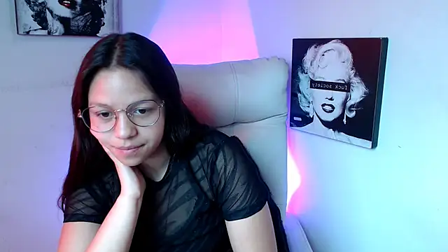 SamanthaRoldaan online show from 15, 3, 2025