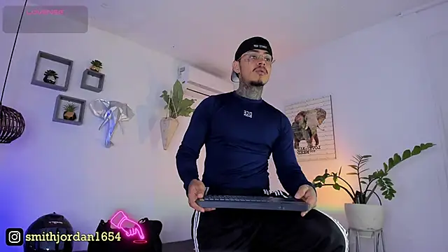 JordanSmiith  online show from 17, 3, 2025