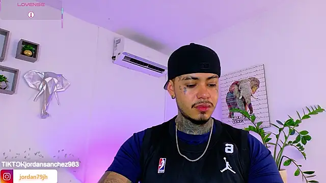 Snapshot of JordanSmiith_ chatting on 20, 5, 2026 JordanSmiith online show from 20, 5, 2026