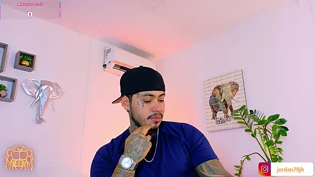 Snapshot of JordanSmiith_ chatting on 25, 6, 2026 JordanSmiith online show from 25, 6, 2026