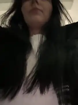 Snapshot of naughty_lucifer chatting on 5, 11, 2025 naughty lucifer online show from 5, 11, 2025