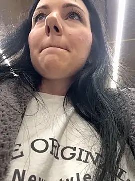 Snapshot of naughty_lucifer chatting on 12, 11, 2025 naughty lucifer online show from 12, 11, 2025