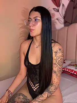  allondra  online show from 5, 1, 2025