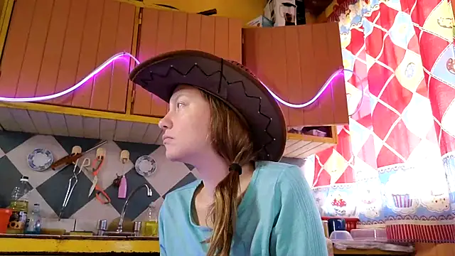 Snapshot of Jony_Marta chatting on 8, 11, 2025 Jony Marta online show from 8, 11, 2025