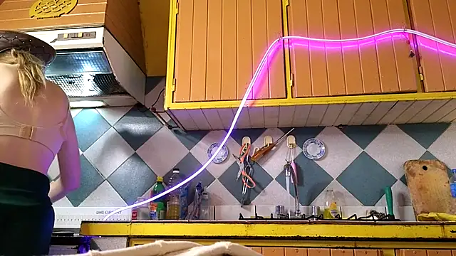 Snapshot of Jony_Marta chatting on 12, 11, 2025 Jony Marta online show from 12, 11, 2025