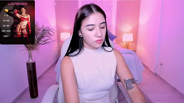 Antonella Grayy online show from 11, 10, 2025