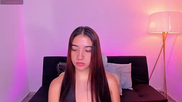Snapshot of Antonella_Grayy chatting on 26, 6, 2026 Antonella Grayy online show from 26, 6, 2026