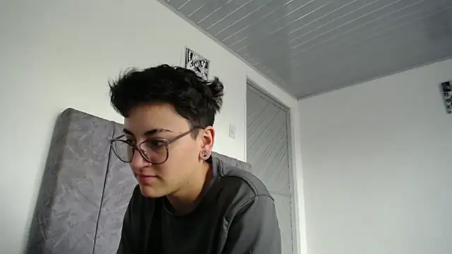 linda 33 online show from 9, 4, 2026