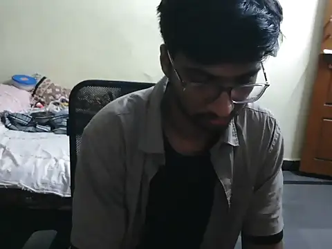 Snapshot of dineshcallboyhyderabad chatting on 28, 9, 2025 dineshcallboyhyderabad online show from 28, 9, 2025