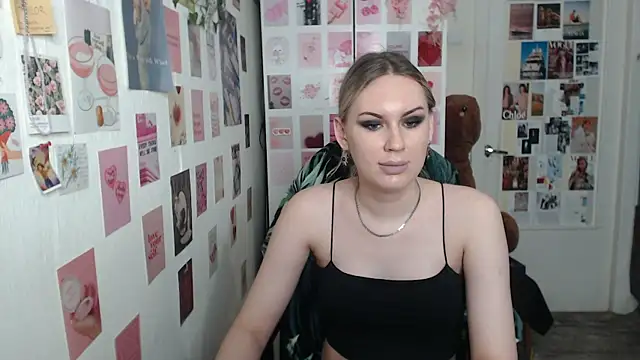 Snapshot of CapriScorpion chatting on 6, 3, 2025 CapriScorpion online show from 6, 3, 2025