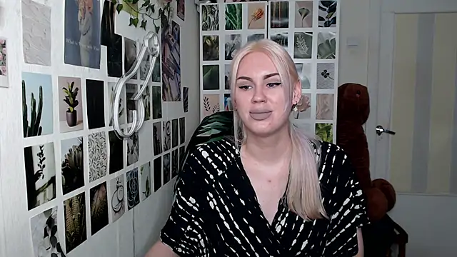 CapriScorpion online show from 6, 11, 2025