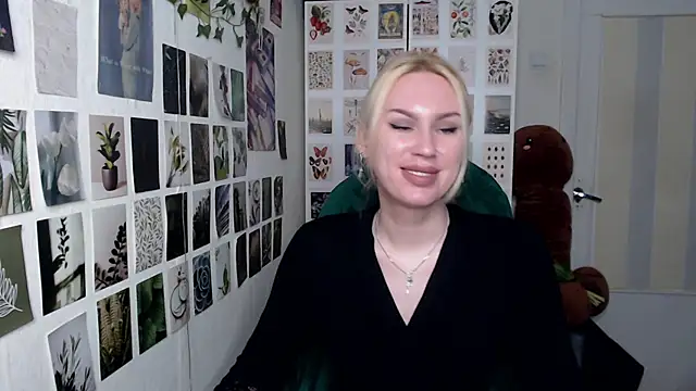 Snapshot of CapriScorpion chatting on 27, 4, 2026 CapriScorpion online show from 27, 4, 2026