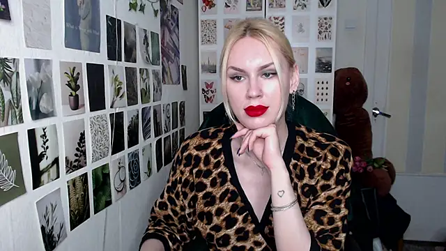 Snapshot of CapriScorpion chatting on 10, 5, 2026 CapriScorpion online show from 10, 5, 2026