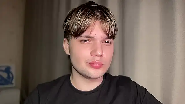 superfluboy  online show from 26, 2, 2025