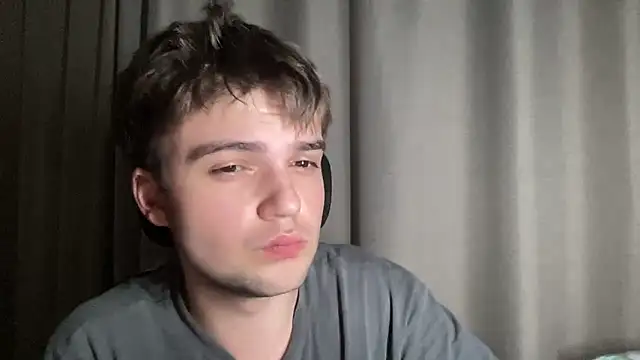 superfluboy  online show from 29, 10, 2025