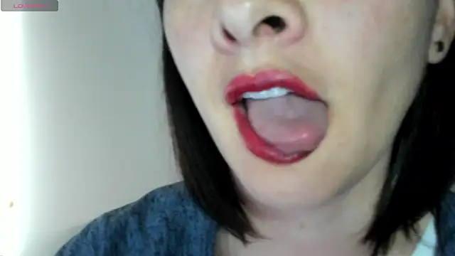 queen fetish online show from 15, 10, 2025