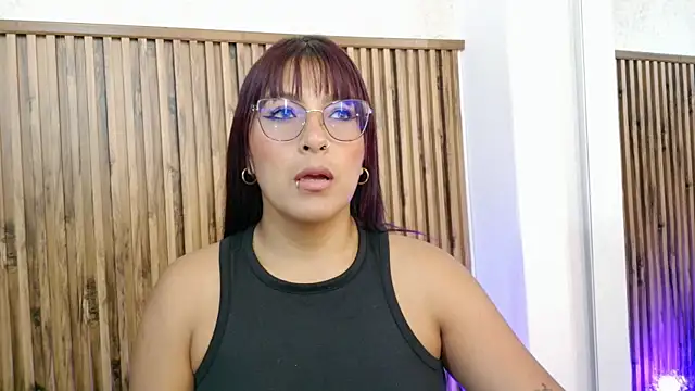 Snapshot of evelynjohnsoon chatting on 26, 9, 2025 evelynjohnsoon online show from 26, 9, 2025