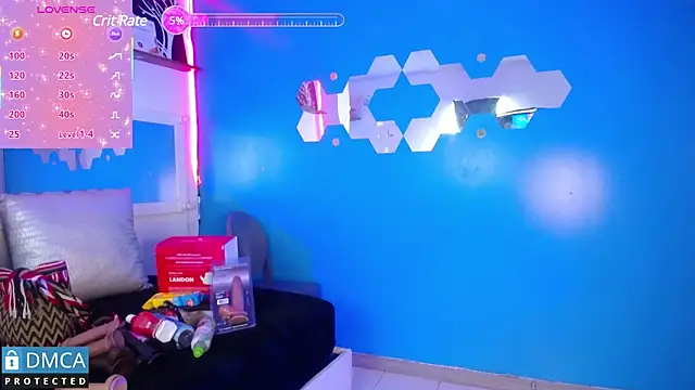 CarolRodriguez  online show from 25, 1, 2025