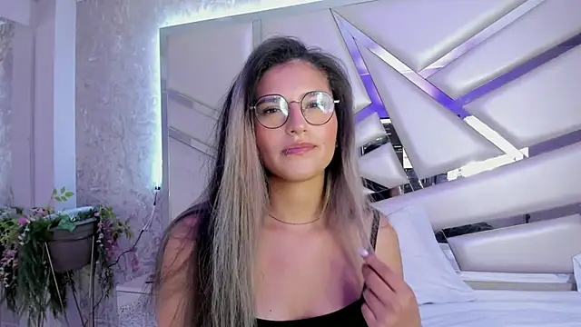 Miia002 online show from 10, 2, 2025