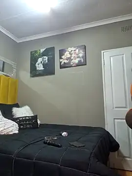 Bustygoddess32 online show from 12, 2, 2025