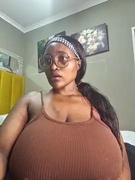 Bustygoddess32 online show from 28, 2, 2025