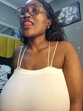 Bustygoddess32 online show from 20, 3, 2025