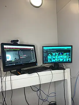 Snapshot of Bustygoddess32 chatting on 1, 3, 2026 Bustygoddess32 online show from 1, 3, 2026