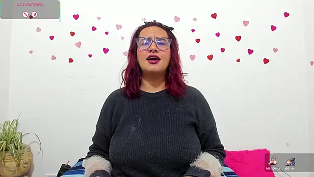 Snapshot of hazel_34 chatting on 16, 1, 2026 hazel 34 online show from 16, 1, 2026