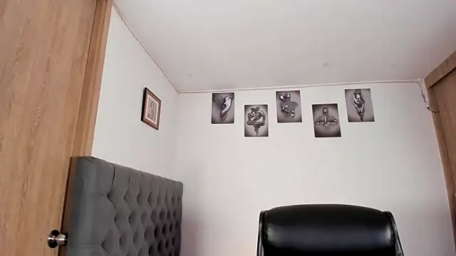 Snapshot of Bambi_gurl chatting on 10, 3, 2025 Bambi gurl online show from 10, 3, 2025